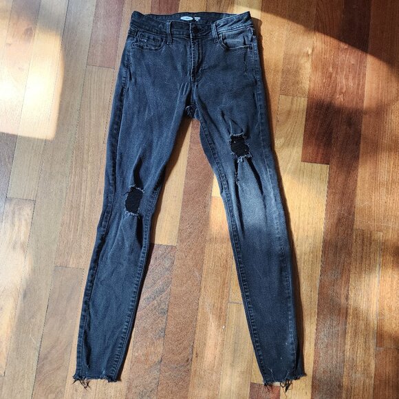 Old Navy Black ROCKSTAR Super Skinny Ankle Ripped Jeans Size 4 Tall - Picture 2 of 15